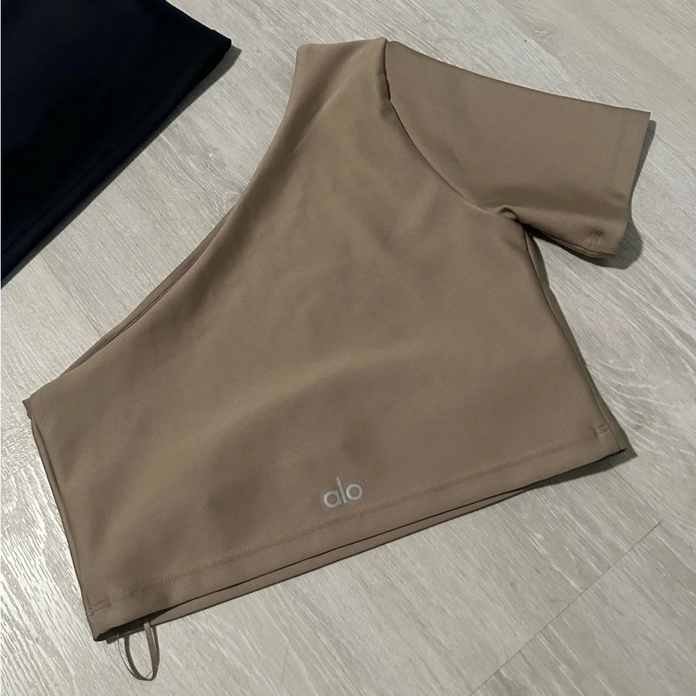 ALO Yoga set two